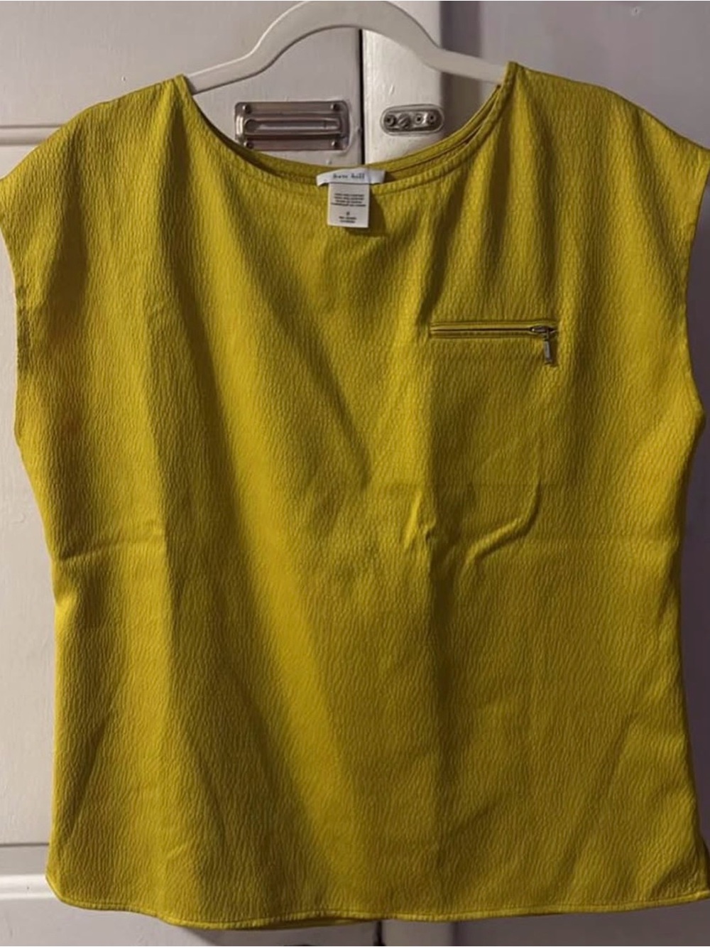 Women’s Sleeveless Textured Zip-Pocket Top in Mustard Yellow Kate Hill Size 8